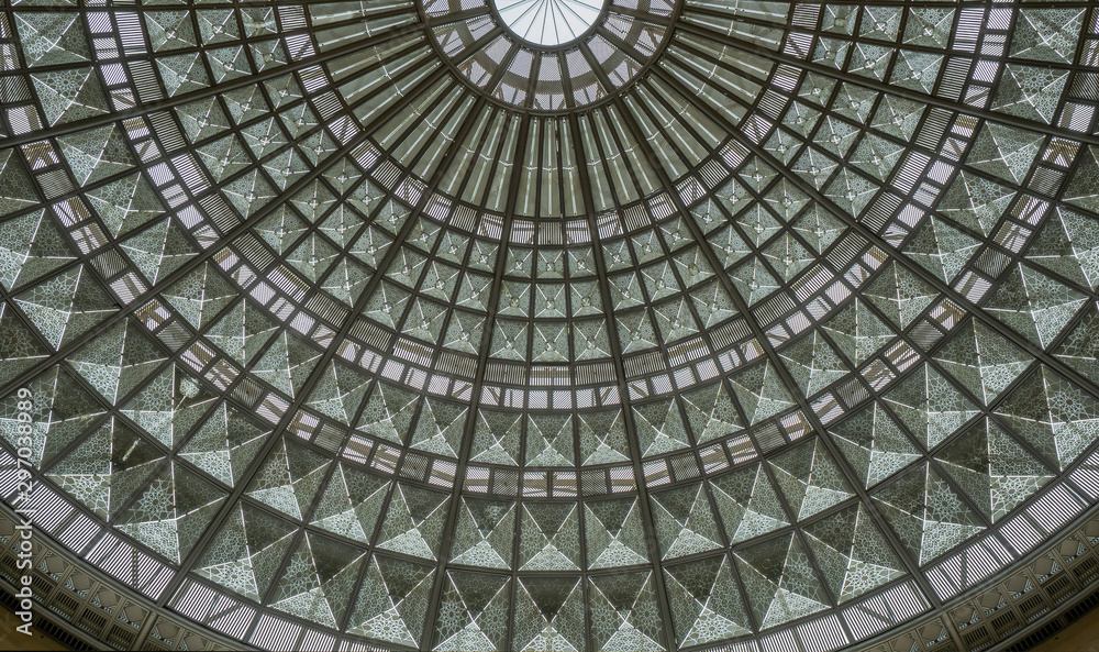 Fototapeta premium under amazing class architecture beautiful circle