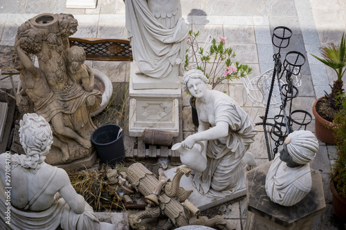 Photography antiques in the Rastro market in Madrid