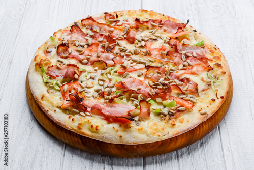 pizza Carbonara with bacon