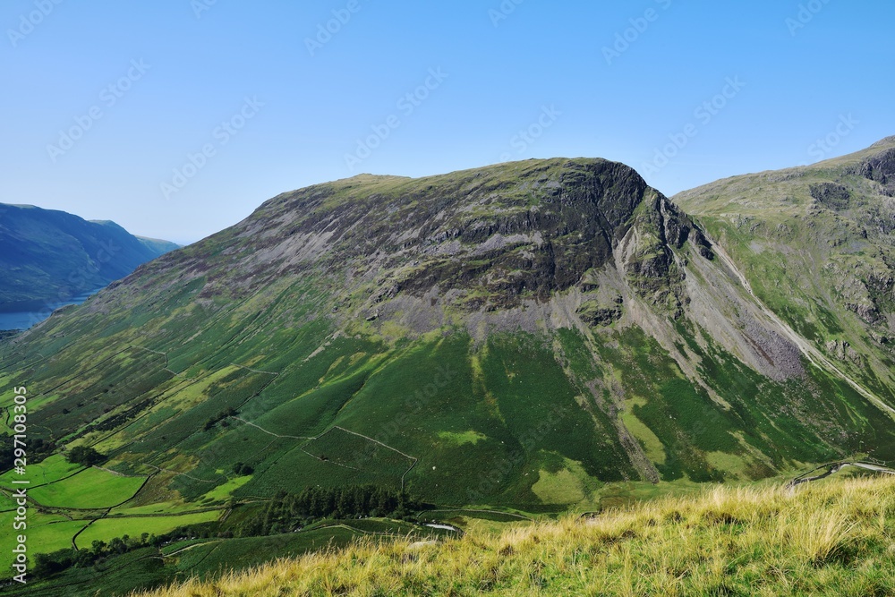 The sloping faces of Yewbarrow The sloping faces of Yewbarrow