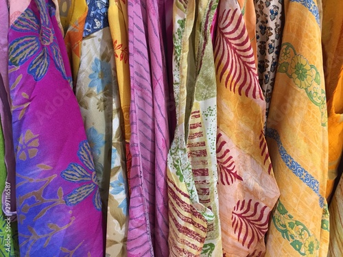 sari scarfs