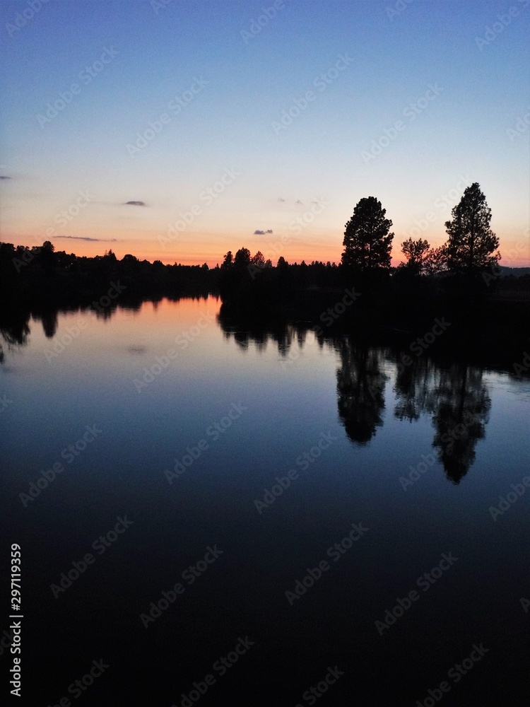 Fototapeta premium River at sunset3