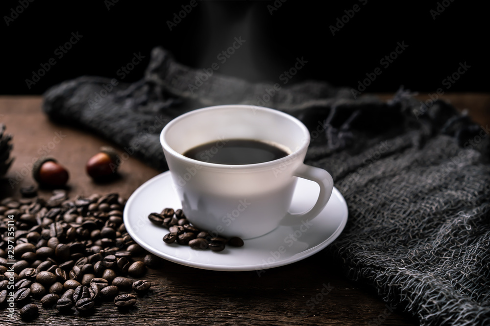 Fototapeta premium Hot coffee with blurry background