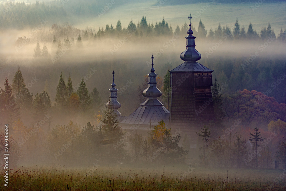 Cerkiew w Leszcynach - obrazy, fototapety, plakaty 
