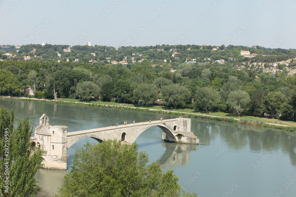 Fototapeta premium The Saint Bénézet bridge, known as the Avignon bridge, facing the city of Villeneuve les vignon. Vaucluse. France. D By DyziO