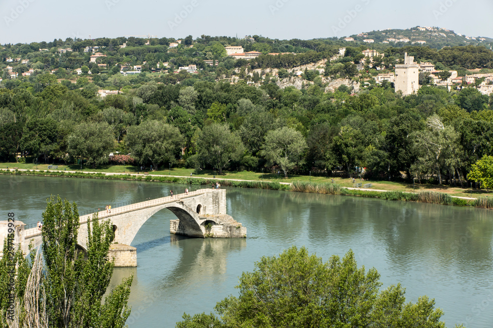 Fototapeta premium The Saint Bénézet bridge, known as the Avignon bridge,