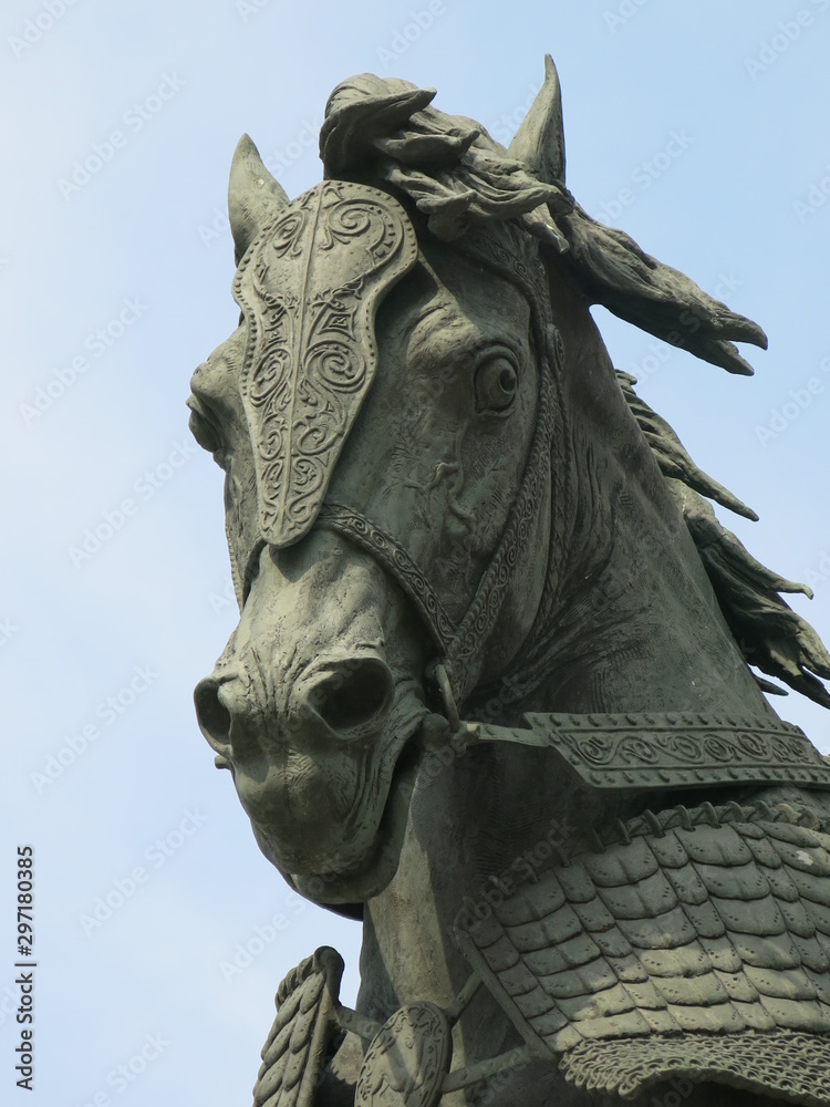 the head of the bronze horse large the head of the bronze horse large