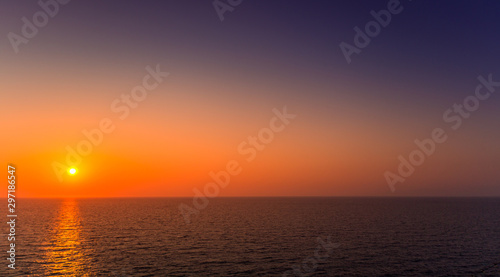 Sonnenuntergang auf See © Johannes