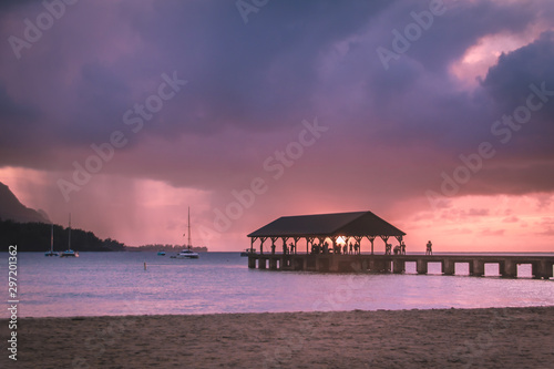 Obraz na płótnie Hanalei Bay Pier Silhouette w salonie