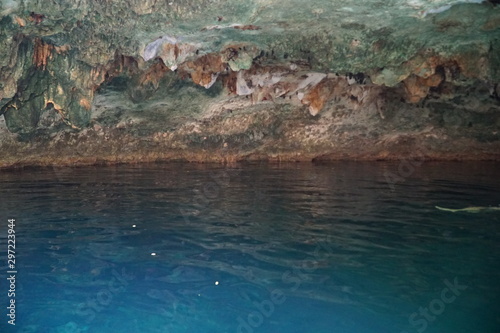 Fototapeta Naklejka Na Ścianę i Meble -  Cenote Calavera