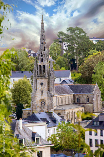 Chateaulin. Eglise Saint-Idunet, Finistère. Bretagne photo