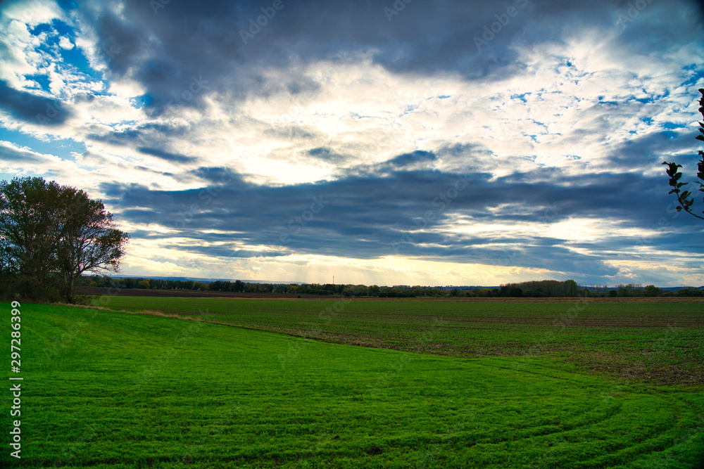 Sonnenuntergang auf dem Land