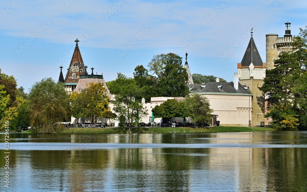 Obraz premium Laxenburg Schlosspark in Österreich