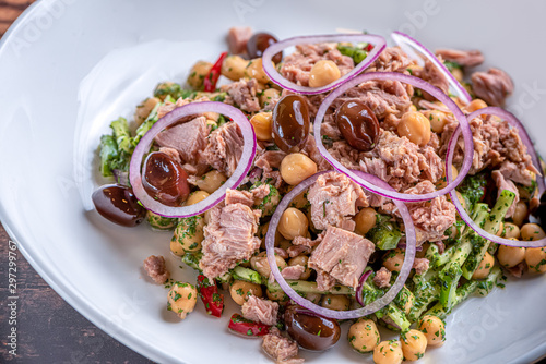 Tuna salad with chickpeas plated.