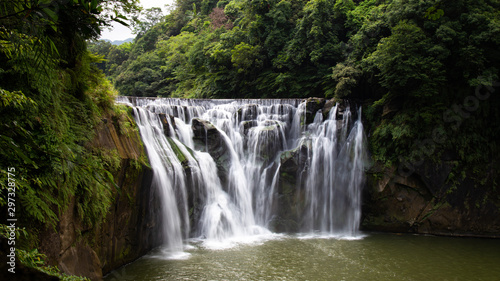 Shifen Waterfall, also known as Niagara of Taiwan © pipatc