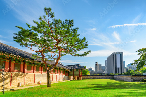 Gorgeous view of colorful building and courtyard, Gyeongbokgung © efired