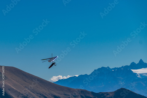 Hang-gliding in Swiss Alps from top of Rochers-de-Naye, near Montreux, Canton of Vaud, Switzerland. © fotosdanielgbueno
