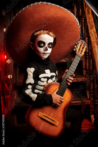 mexican skeleton with guitar