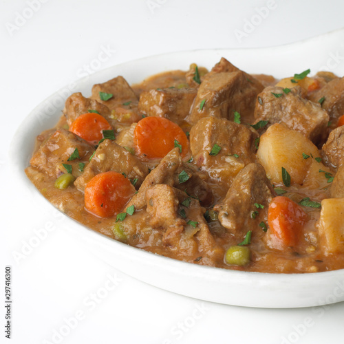 beef stew with potatoes carrots and peas