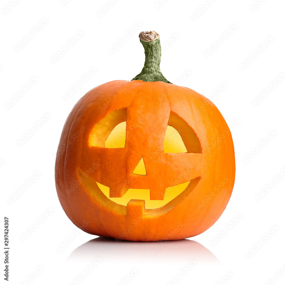 Obraz premium Halloween glowing Pumpkin isolated on white background