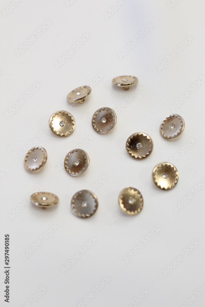 Pearl buttons Pearl buttons