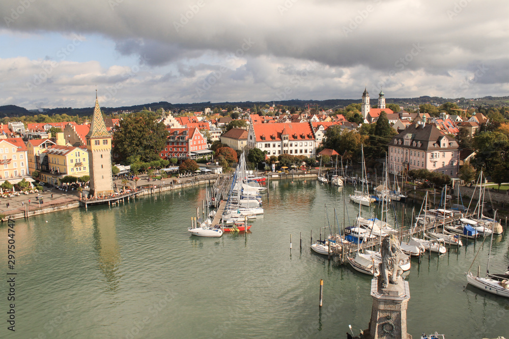 Lindau (Bodensee); Hafen mit Mangturm Lindau (Bodensee); Hafen mit Mangturm