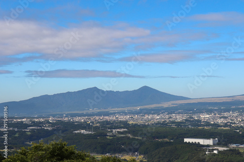 足柄峠から見た位牌岳と越前岳