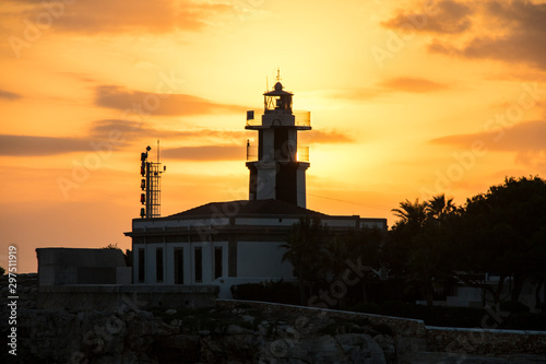 Atardecer en el puerto de Cuitadella (Menorca)