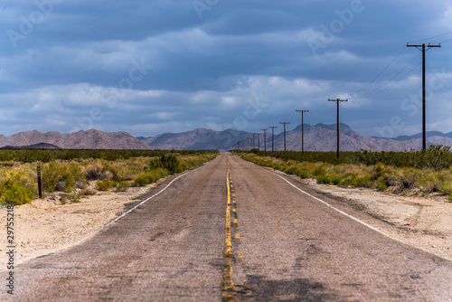 Road to nowhere © Yogi