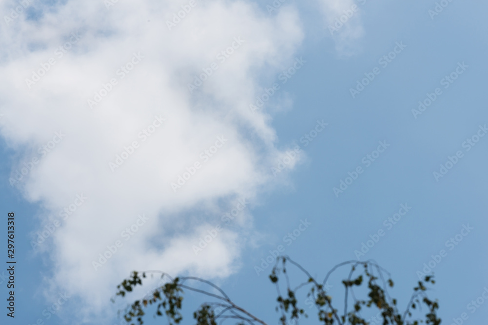 Wolken am Himmel die wie Gesichter aussehen (Pareidolie) Wolken am Himmel die wie Gesichter aussehen (Pareidolie)