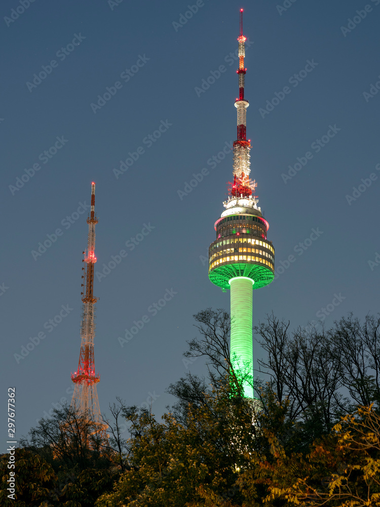 Fototapeta premium tower of Nam mt. in seoul