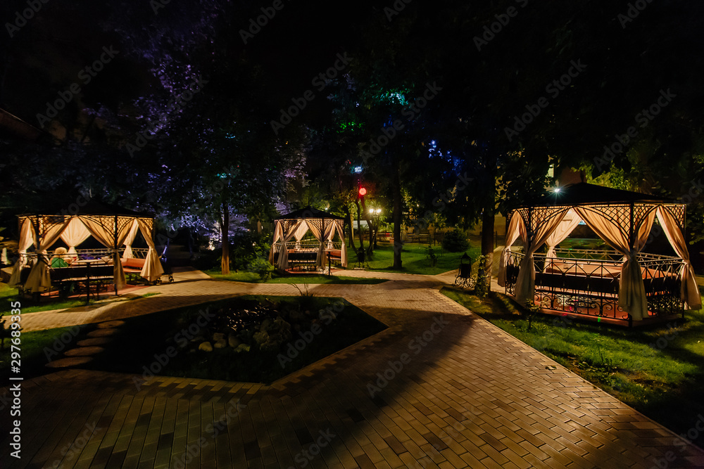 Obraz premium street at night