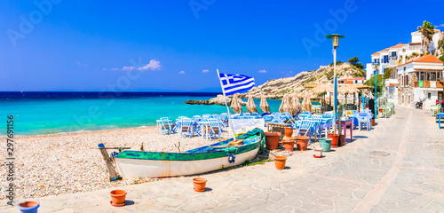 Fototapeta Naklejka Na Ścianę i Meble -  Traditional Greek seaside taverns . beautiful Samos island, Kokkari village