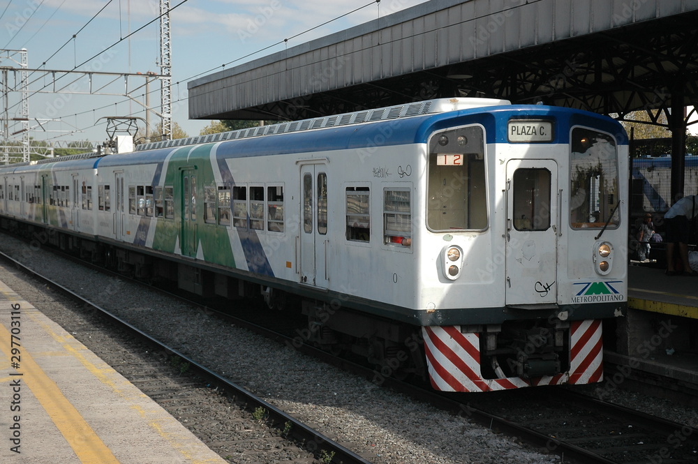 Fototapeta premium Ferrocarril eléctrico