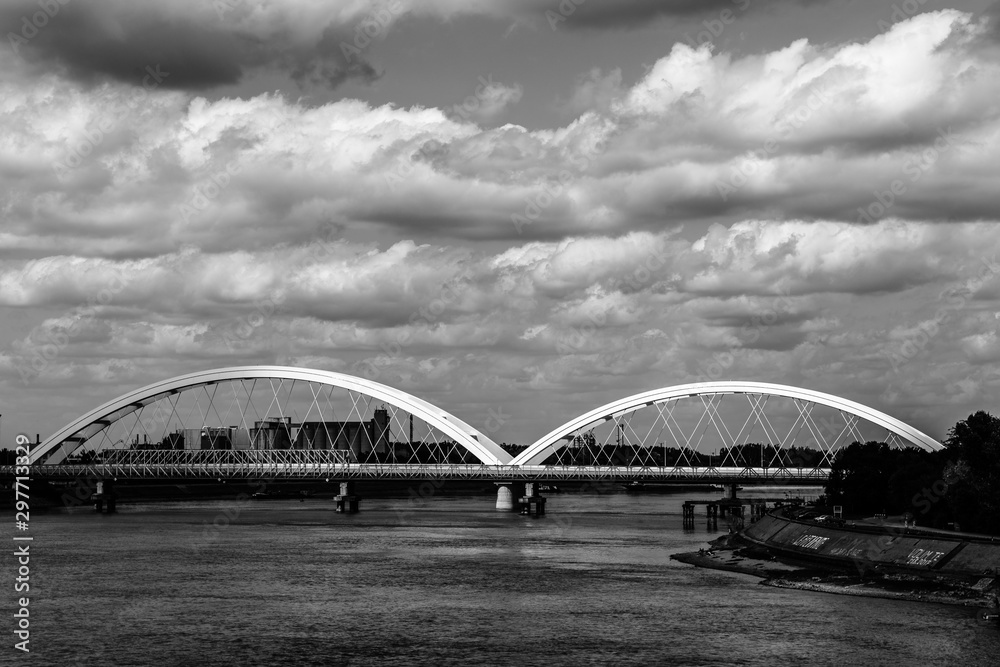 Obraz premium bridge over the river