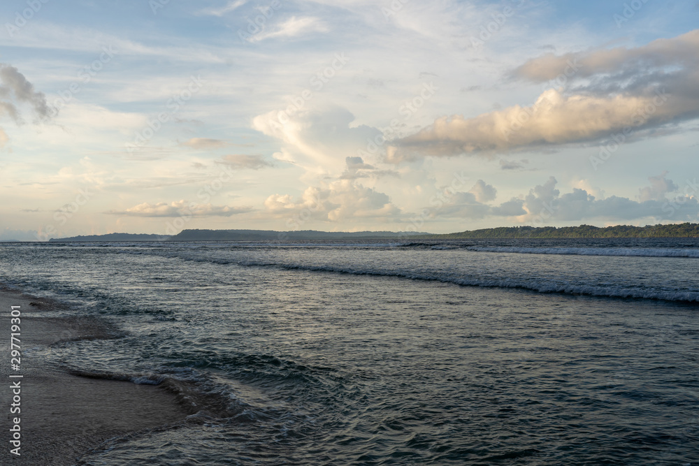 Fototapeta premium sunset over the sea
