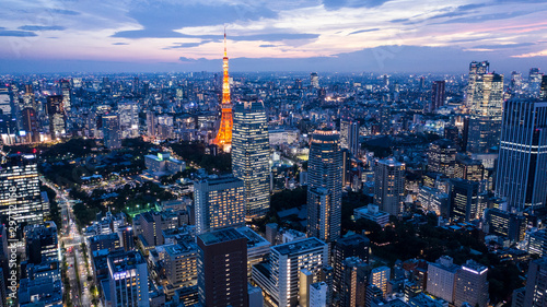 夕暮れ時の東京　空撮 photo