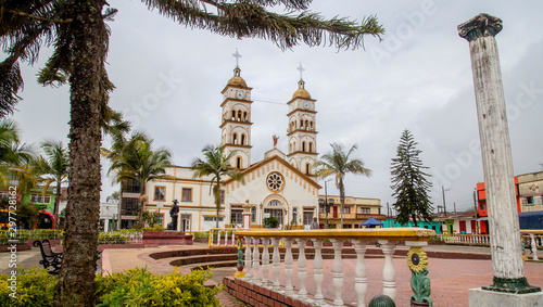 Φωτογραφία Iglesia Santa Isabel Tolima