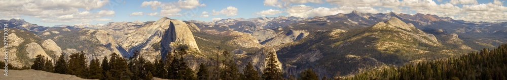 Fototapeta premium Yosemite Fall 2019