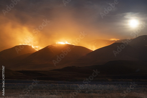West Mountain Wildfire © fotoneurotic
