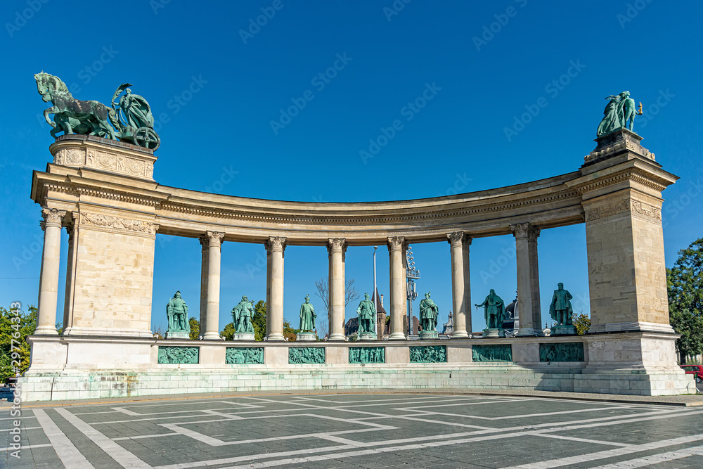 Fototapeta premium Budapest, Hungary - October 01, 2019: Hero's Square Budapest, Hosok tere, Hungary. Millennium Monument at Heroes' Square in Budapest.