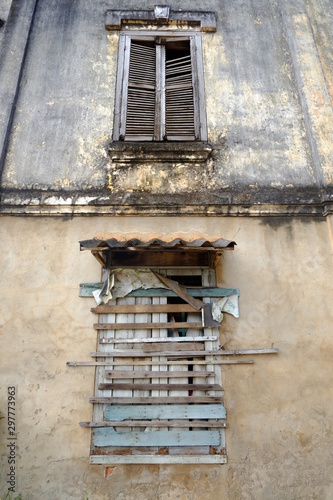 Old town in Laos.pdr  this is old style from french mix chiness 