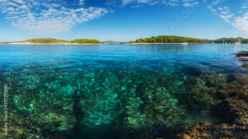 Fototapeta Naklejka Na Ścianę i Meble -  Panorama view of clear blue water in hvar island mediterranean sea croatia