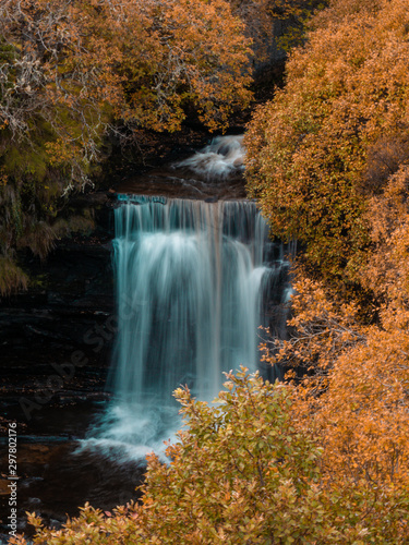 Fototapeta Naklejka Na Ścianę i Meble -  Waterfall Ecosse