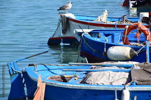 Harbour in Trani © alessandro
