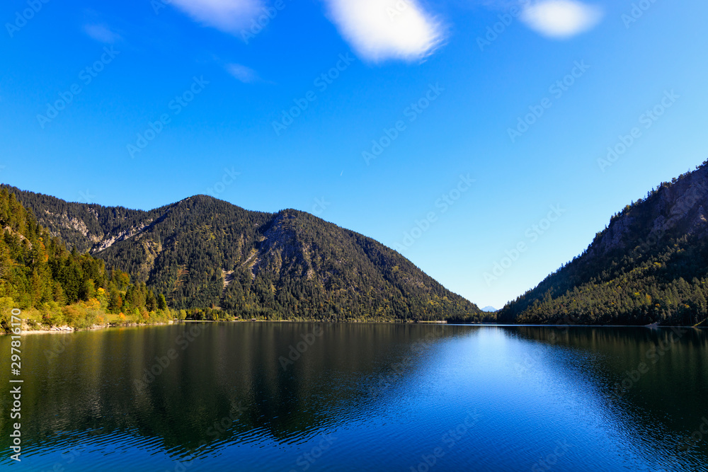 Naklejka premium Majestic Lakes - Plansee