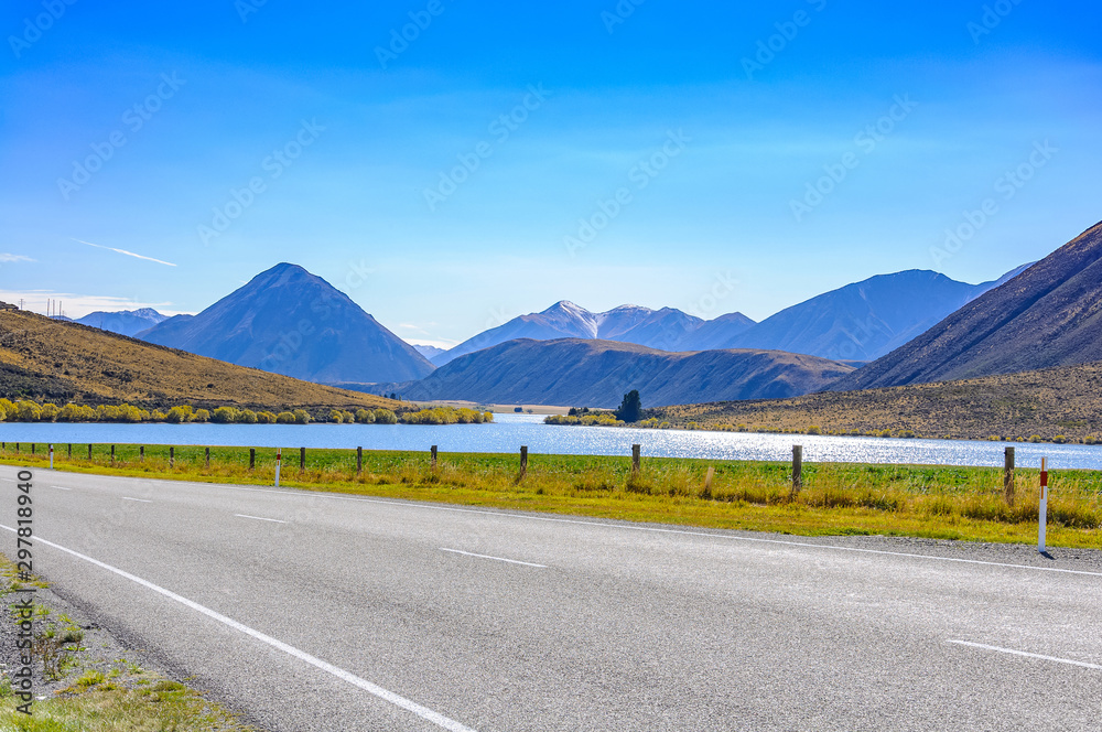 Naklejka premium New Zealand summer Road Landscape, South Island, New Zealand