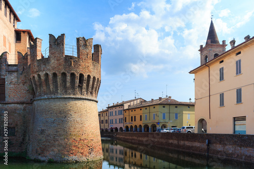Rocca di Fontanellato con intorno ancora il fossato originale