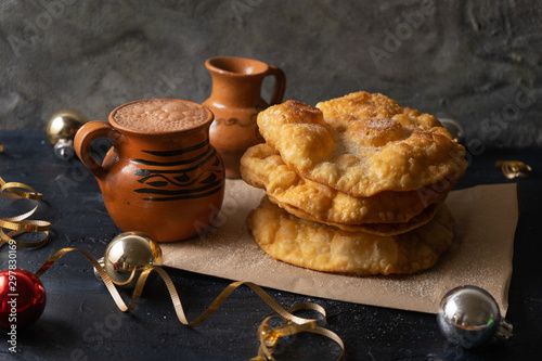 mexican fritter dusted with sugar also called 