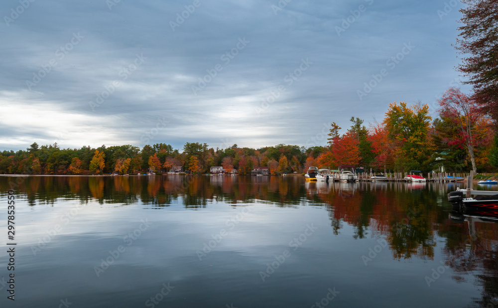 Fototapeta premium Autumn reflection
